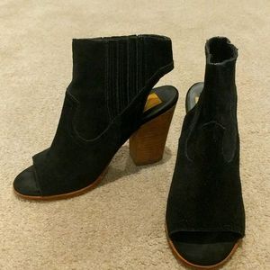 Dolce Vita peep toe booties, black